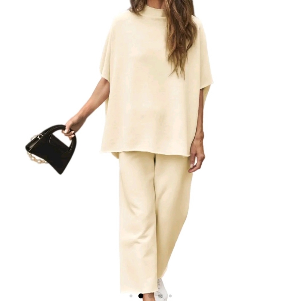 Womens two-piece cotton lounge set, apricot color, size medium, New with tags